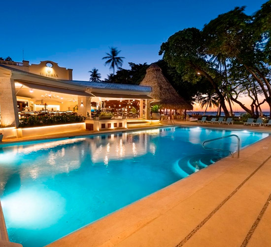 Piscina Tamarindo travel guanacaste